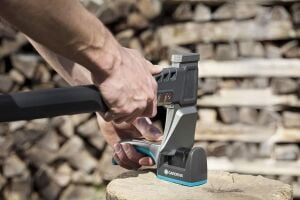 Gardena 8712 Bıçak Ve Balta Bileme Aparatı