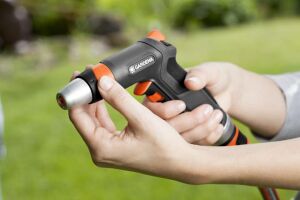 Gardena 18305 Sulama ve Temizleme Tabancası Premium