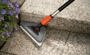 Gardena 5562-20 Dirsek Eklemli Ovma Fırçası Süpürgesi