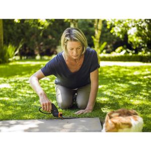Fiskars Döner Başlı Çim Çit Kenar Kesme Makası 113680-1000589