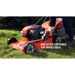 Husqvarna LC 247 Benzinli Çim Biçme Makinesi