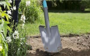Gardena 17000-20 NatureLine Spade Ahşap Saplı Bel Küreği