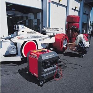 Honda Eu 30İs 3 kVA Marşı Benzinli Jeneratör