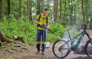 Gardena 14800-55 Akülü Orta Basınçli Yıkama Makinası AquaClean 24/18V P4A Solo